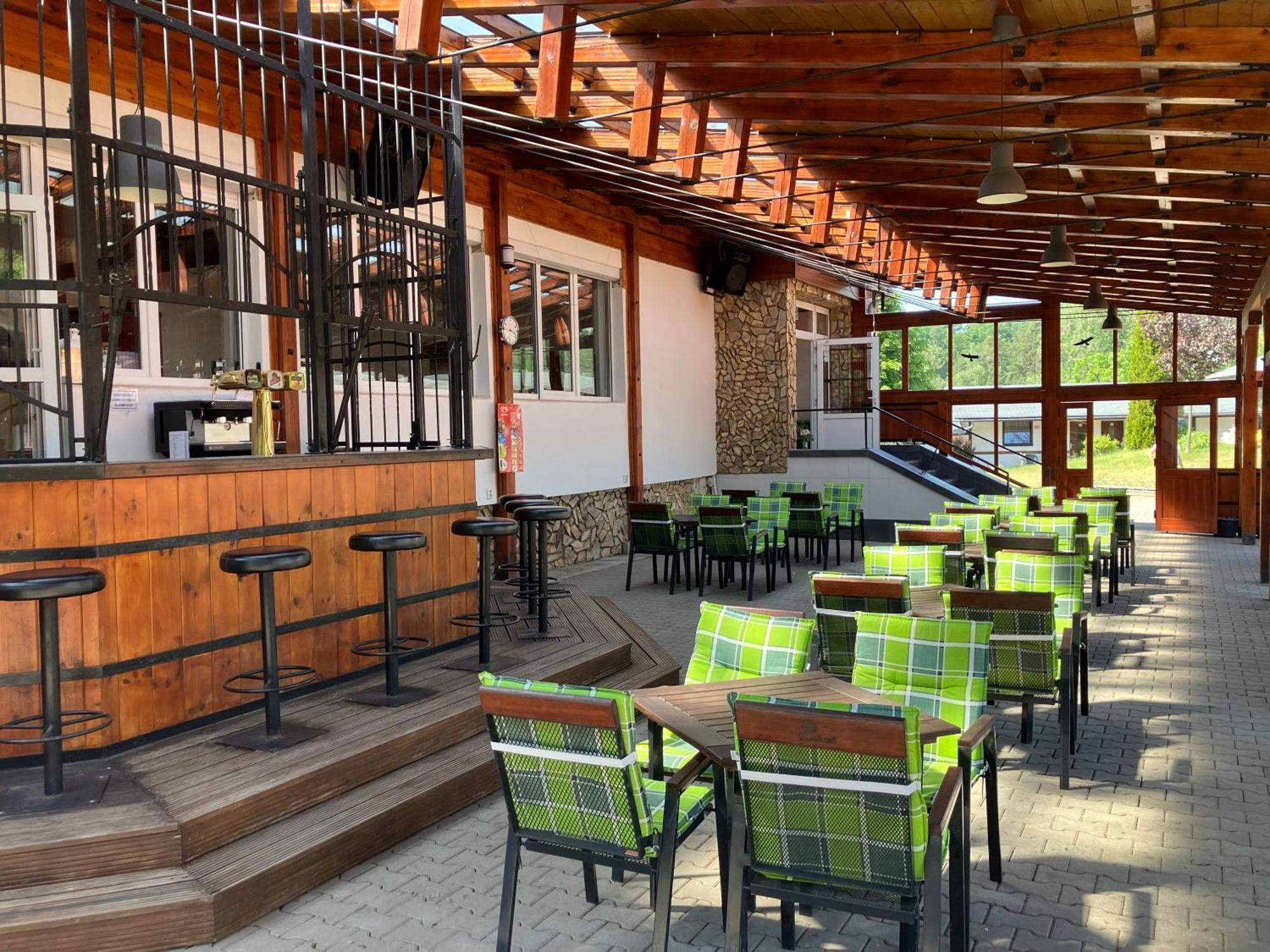 Raj Sportovni A Rekreacni Resort Branzez Kněžmost Eksteriør bilde