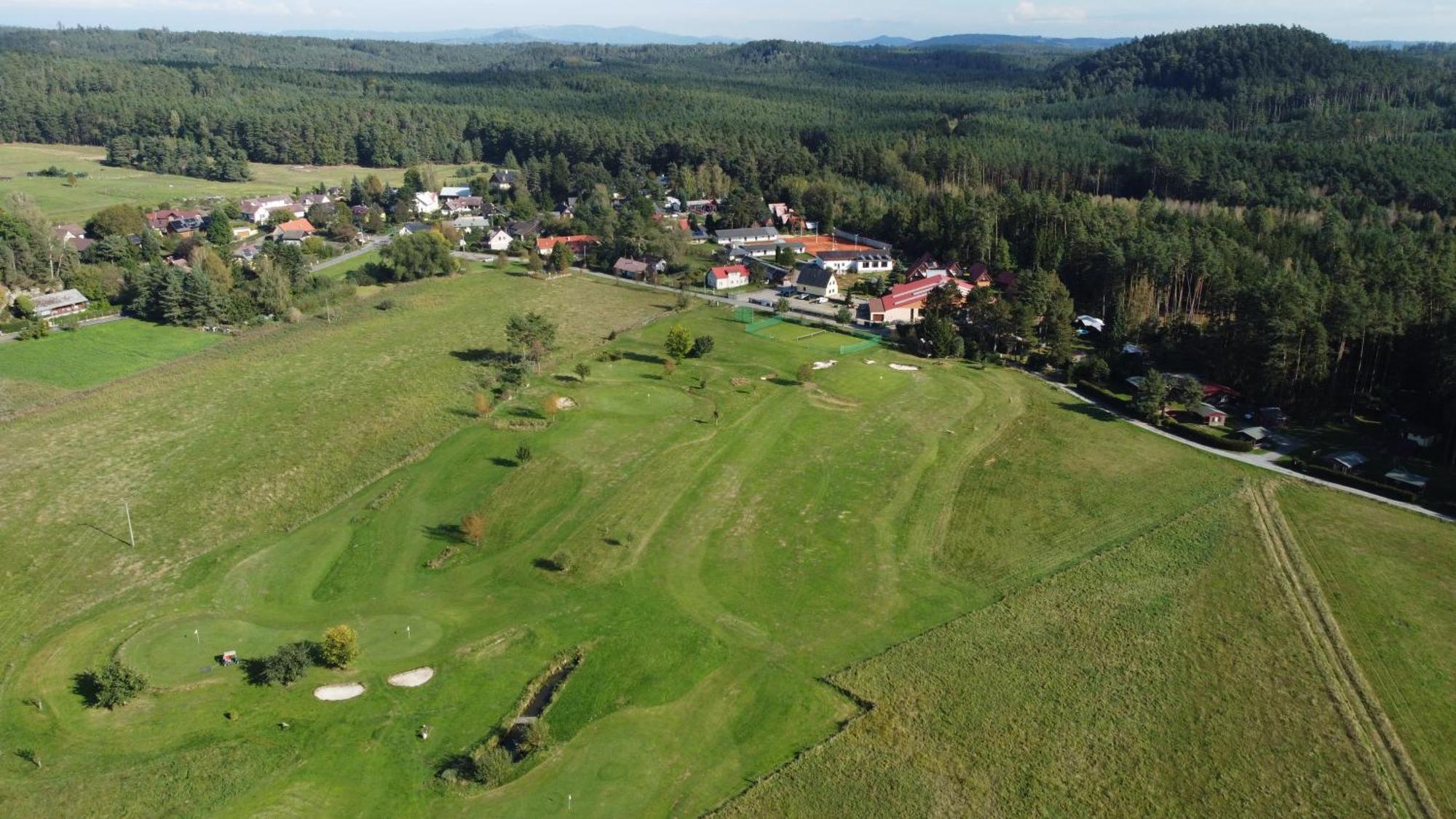 Raj Sportovni A Rekreacni Resort Branzez Kněžmost Eksteriør bilde
