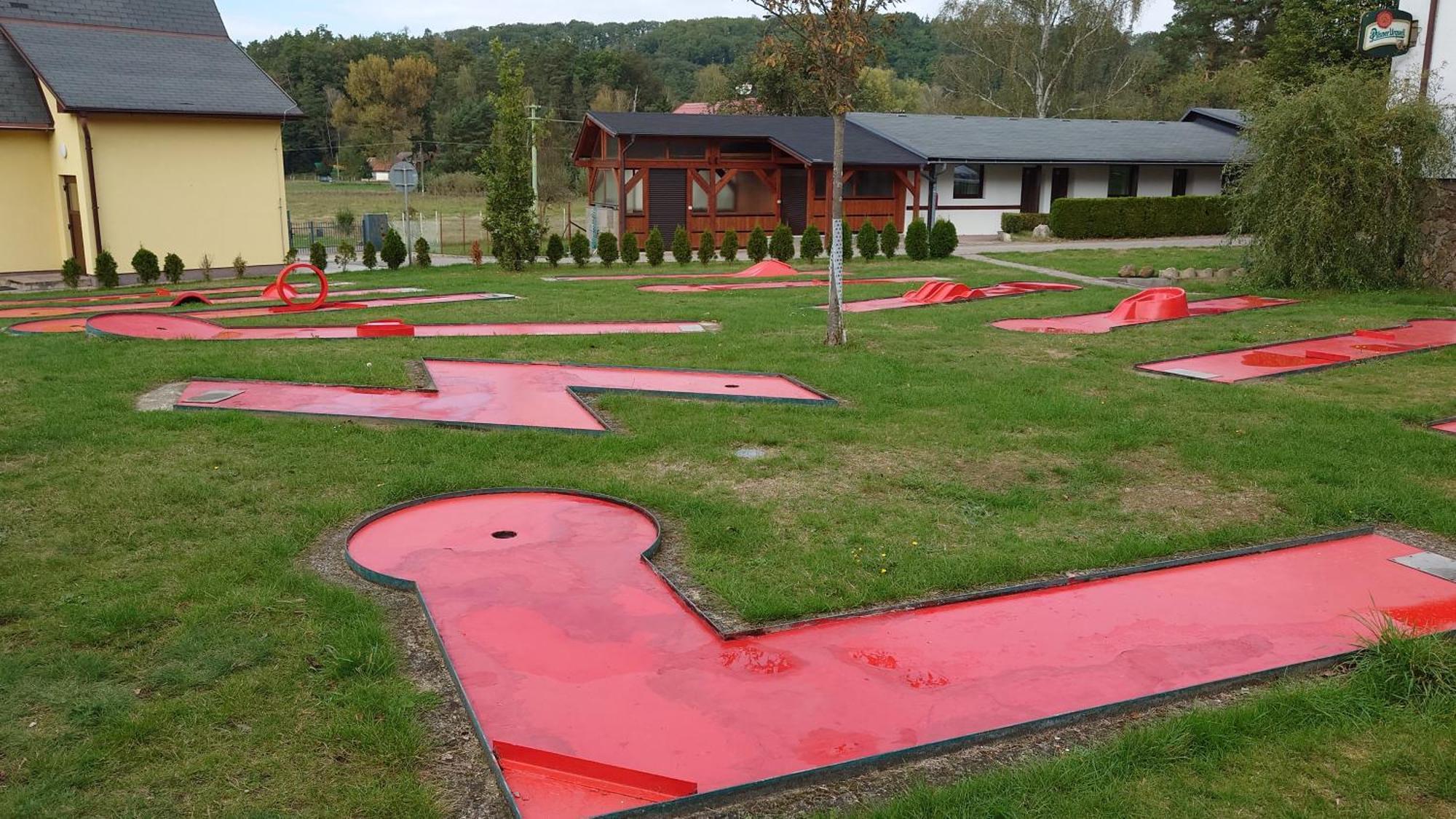 Raj Sportovni A Rekreacni Resort Branzez Kněžmost Eksteriør bilde