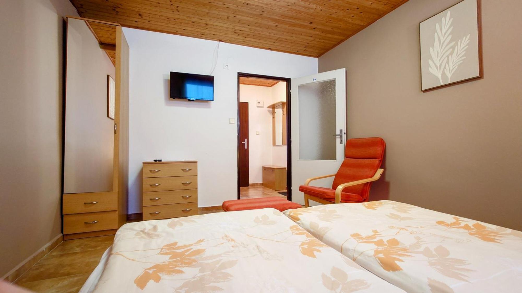 Raj Sportovni A Rekreacni Resort Branzez Kněžmost Eksteriør bilde